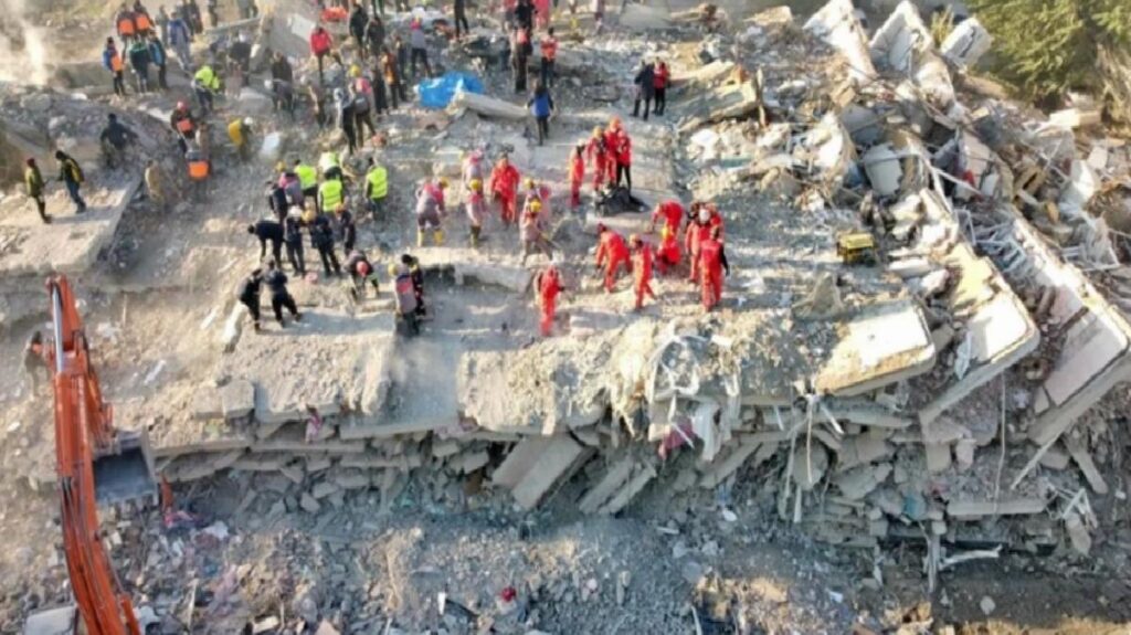 Rekabet Konseyi sarsıntının akabinde incelediği 17 çimento firması için soruşturma başlattı