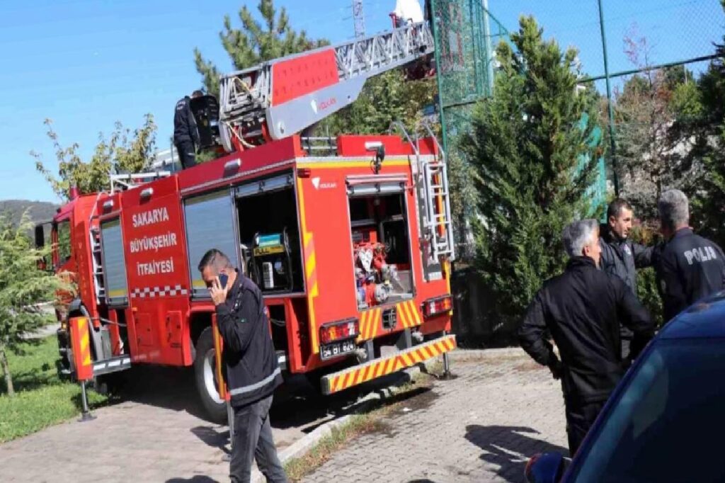 Sakarya Üniversitesi Yerleşkesinde İntihar Teşebbüsü