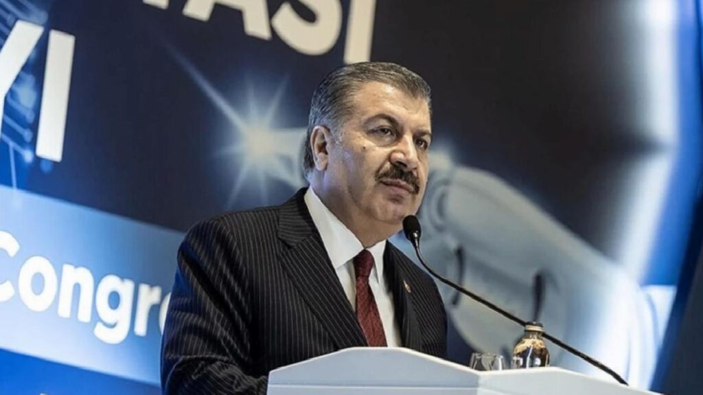 Sıhhat Bakanı Fahrettin Koca duyurdu: Gazze için Cumhurbaşkanlığına ilişkin uçak yola çıkıyor