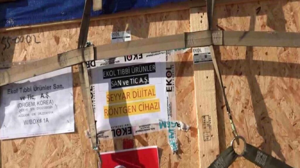 Sıhhat Bakanı Fahrettin Koca, Filistin’e yardım için 2 uçağın daha yola çıkacağını duyurdu