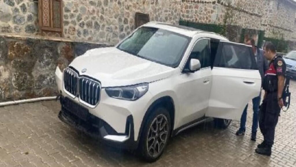 Taksi İle Kaçmaya Çalışırken Yakalandılar